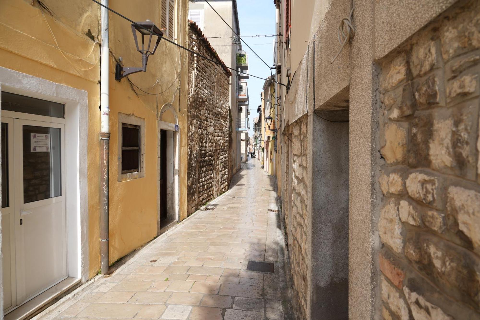 Apartment Kaya Prime Location In Old Town Zadar Extérieur photo