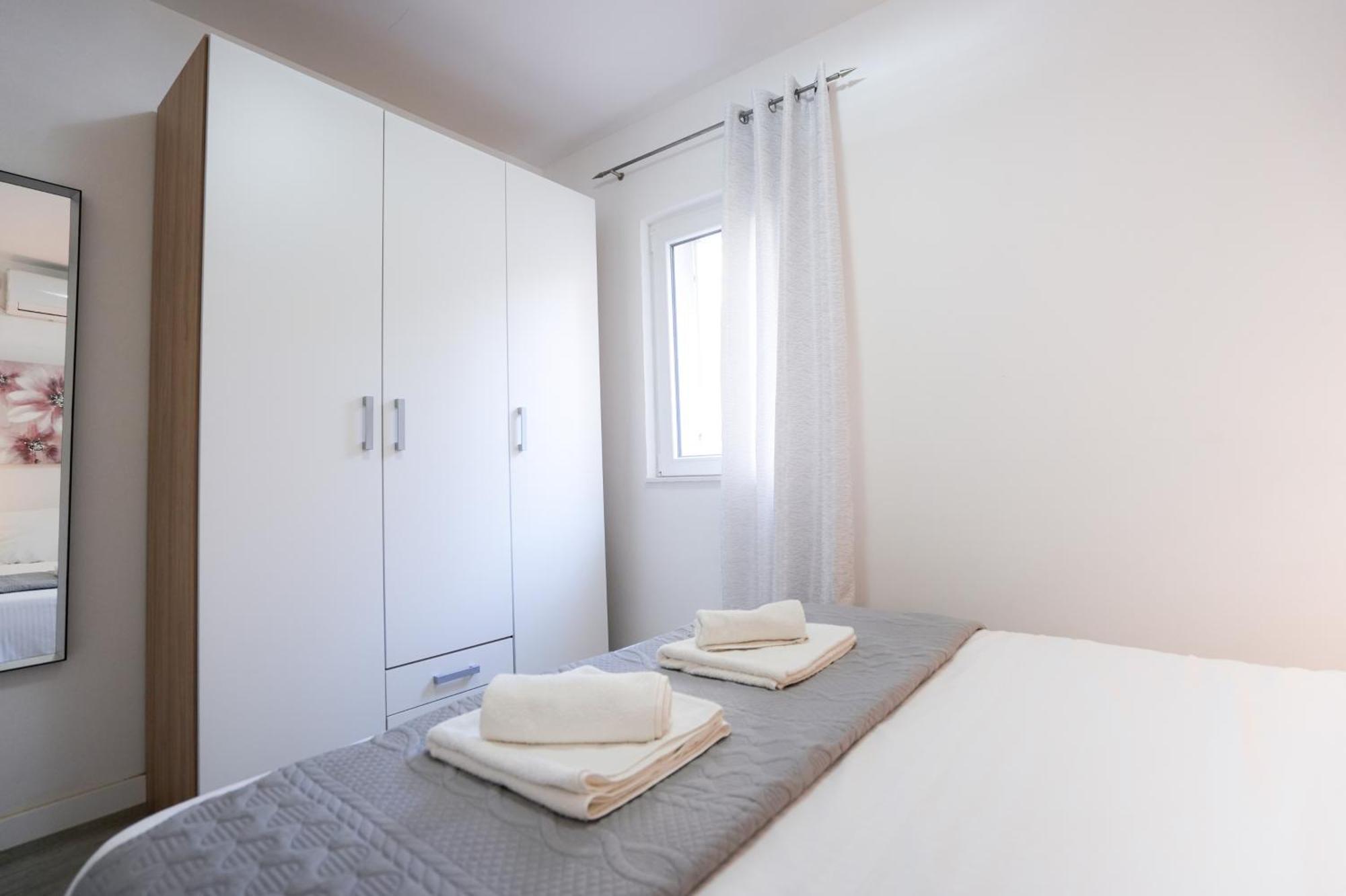 Apartment Kaya Prime Location In Old Town Zadar Extérieur photo